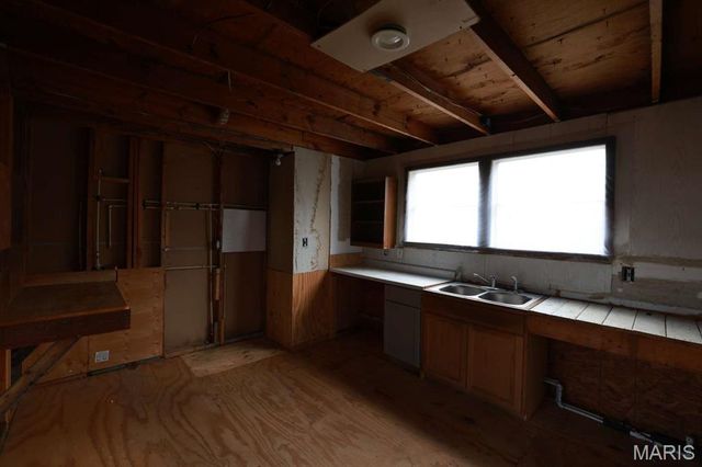 6772 Point Court, Ste Genevieve, MO 63670