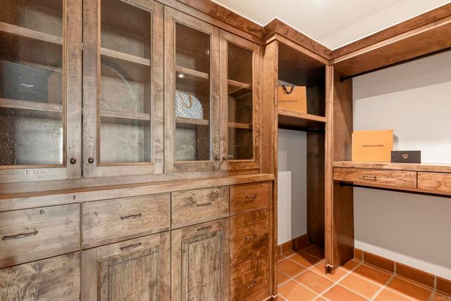 2525 Date Palm Court, Vista, CA 92084