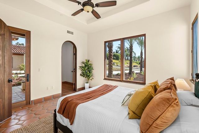 2525 Date Palm Court, Vista, CA 92084