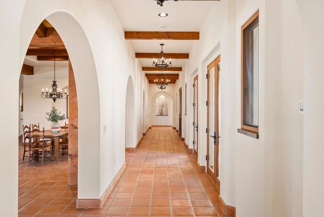 2525 Date Palm Court, Vista, CA 92084