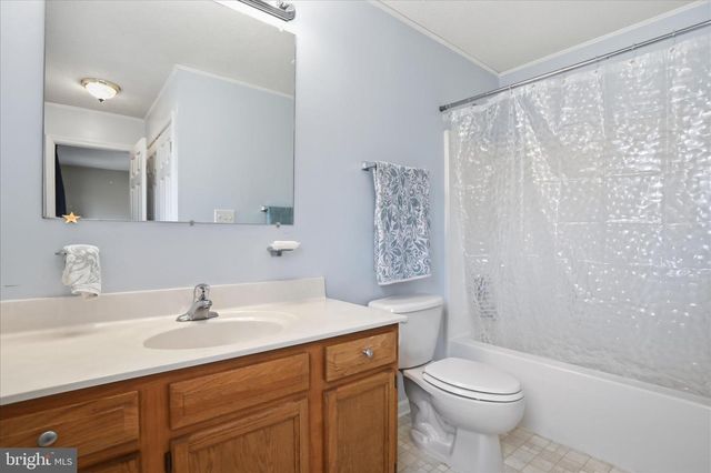 1158 DRUMMER HILL RD, Front Royal, VA 22630