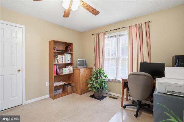 1158 DRUMMER HILL RD, Front Royal, VA 22630