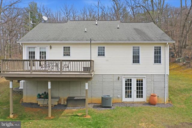 1158 DRUMMER HILL RD, Front Royal, VA 22630