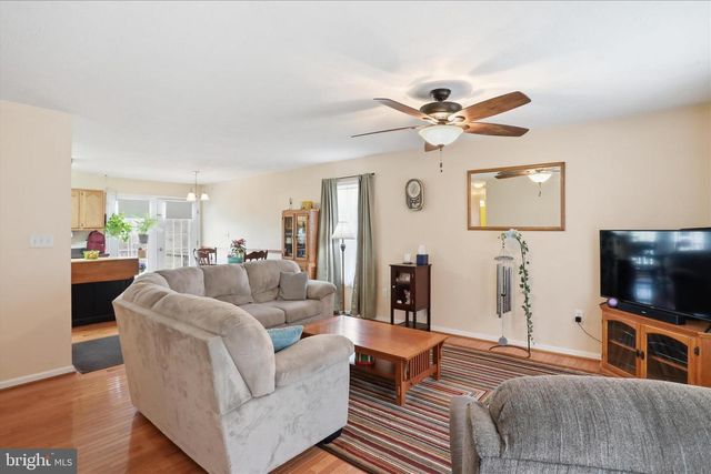 1158 DRUMMER HILL RD, Front Royal, VA 22630