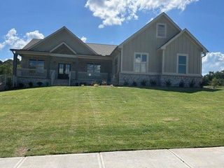 44 Palomino Circle, Hoschton, GA 30548