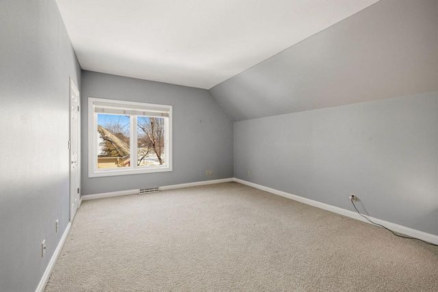 19930 Keswick COURT, Brookfield, WI 53045