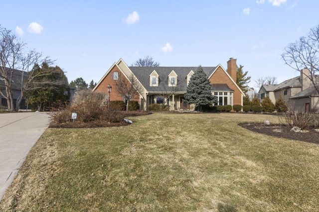 19930 Keswick COURT, Brookfield, WI 53045