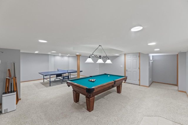 19930 Keswick COURT, Brookfield, WI 53045