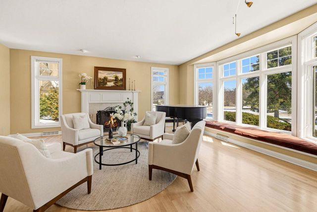 19930 Keswick COURT, Brookfield, WI 53045