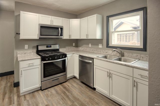 2141 Dodge Avenue, Fort Wayne, IN 46805