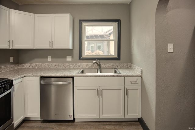 2141 Dodge Avenue, Fort Wayne, IN 46805