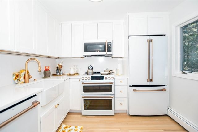 44 Register Road, Marion, MA 02738