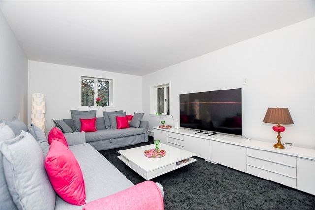 44 Register Road, Marion, MA 02738