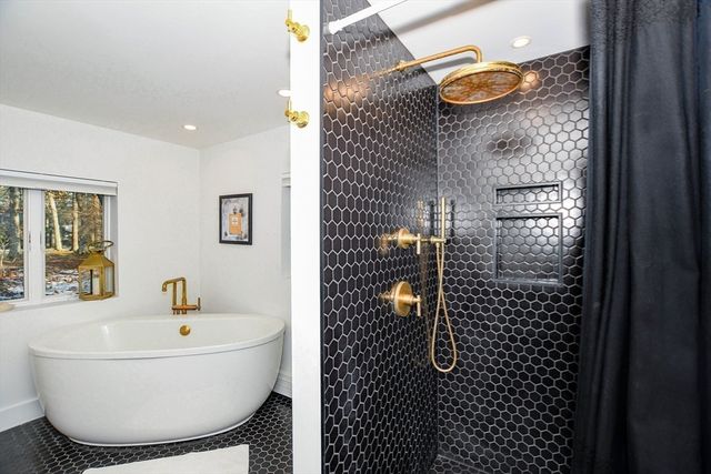 44 Register Road, Marion, MA 02738