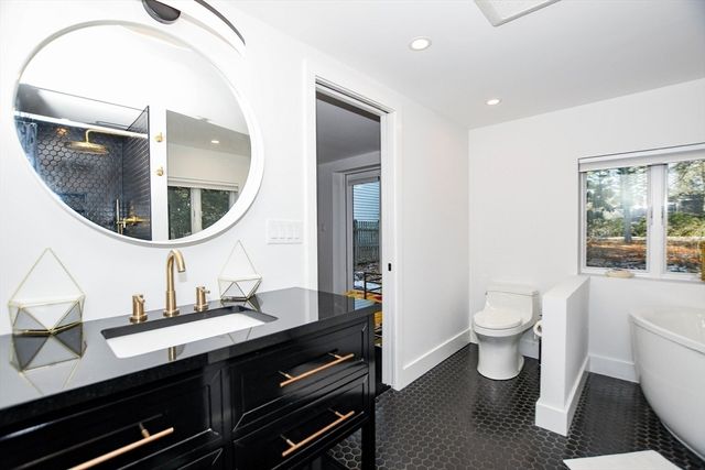 44 Register Road, Marion, MA 02738