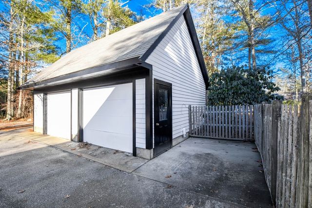 44 Register Road, Marion, MA 02738