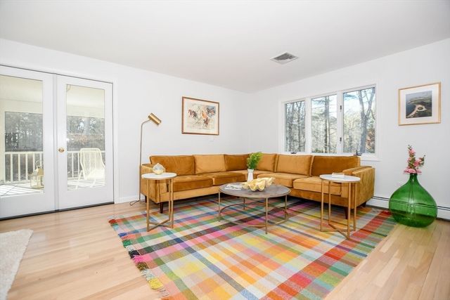 44 Register Road, Marion, MA 02738