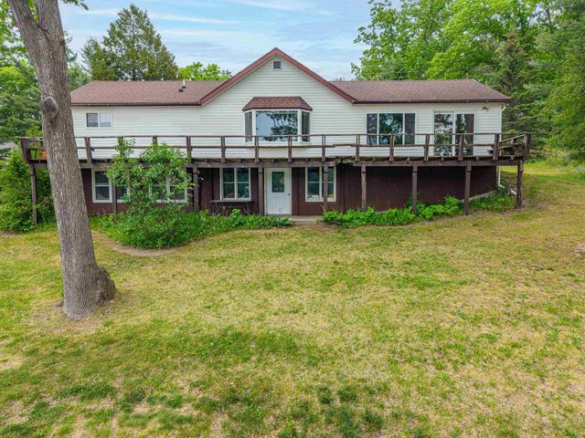 3152 Van Deusen Road, Harrison, MI 48625