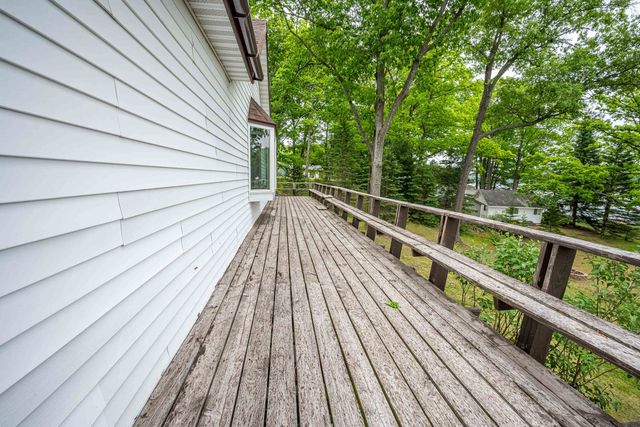 3152 Van Deusen Road, Harrison, MI 48625