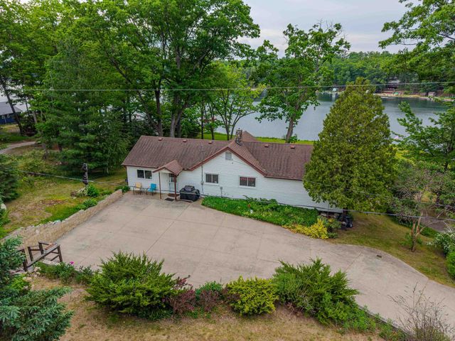 3152 Van Deusen Road, Harrison, MI 48625