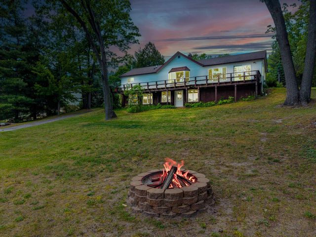 3152 Van Deusen Road, Harrison, MI 48625