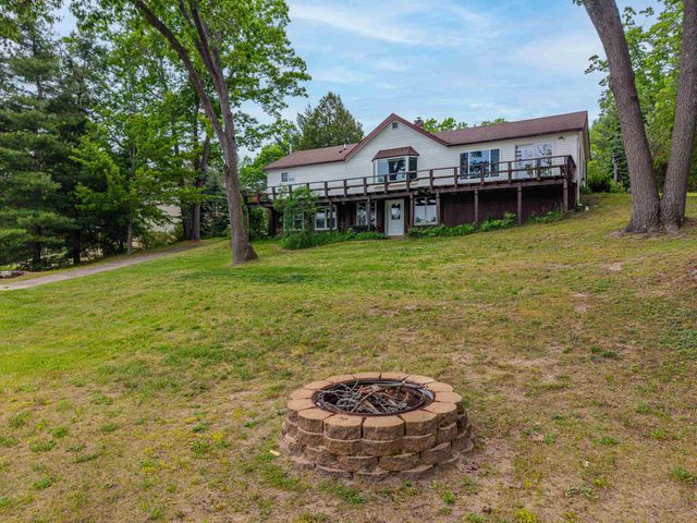 3152 Van Deusen Road, Harrison, MI 48625