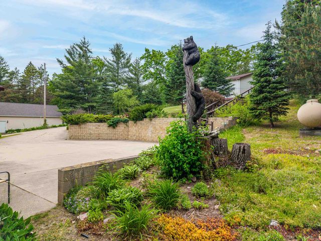 3152 Van Deusen Road, Harrison, MI 48625