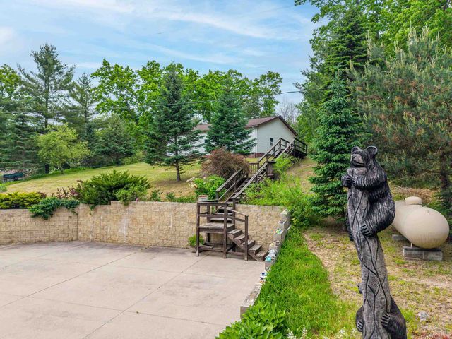 3152 Van Deusen Road, Harrison, MI 48625