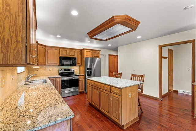 100 Aragon Place, Union Twp, PA 15332