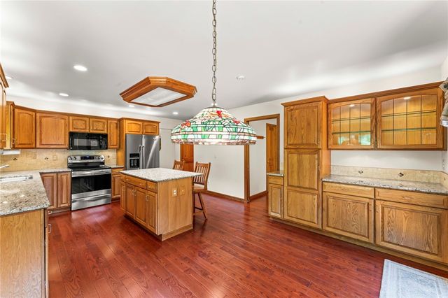100 Aragon Place, Union Twp, PA 15332