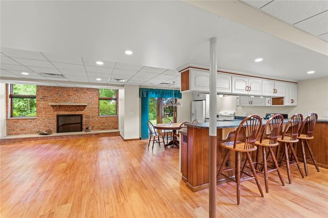 100 Aragon Place, Union Twp, PA 15332