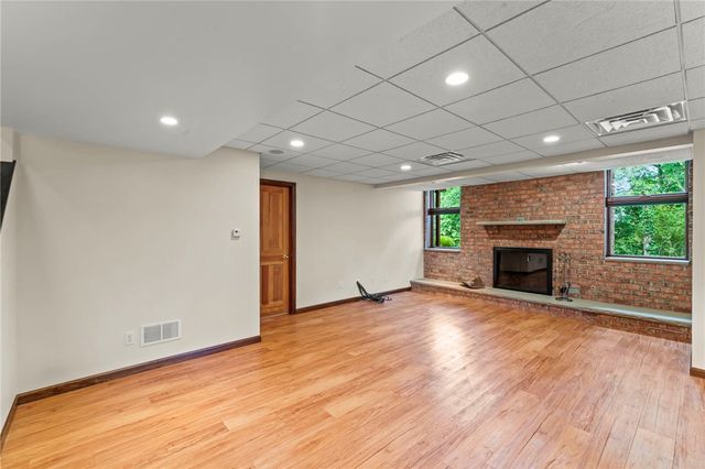 100 Aragon Place, Union Twp, PA 15332