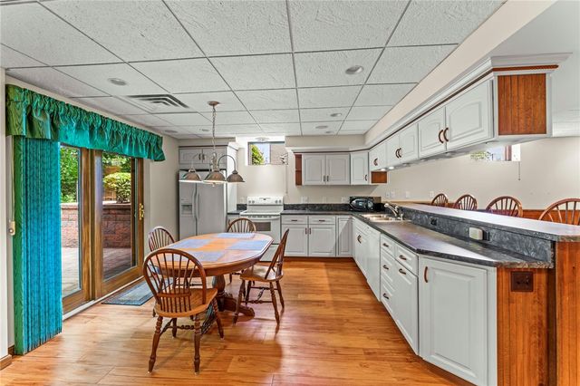 100 Aragon Place, Union Twp, PA 15332