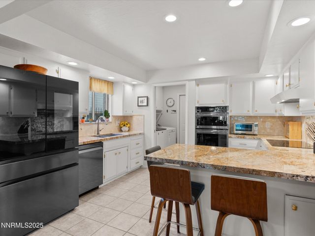 4833 Lakeridge Terrace, Reno, NV 89509