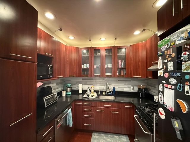 57 Broadlawn 20B, Boston, MA 02467