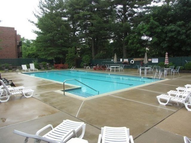 57 Broadlawn 20B, Boston, MA 02467