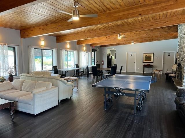 57 Broadlawn 20B, Boston, MA 02467