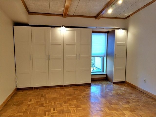 57 Broadlawn 20B, Boston, MA 02467