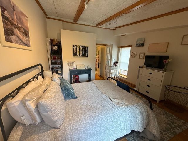 57 Broadlawn 20B, Boston, MA 02467