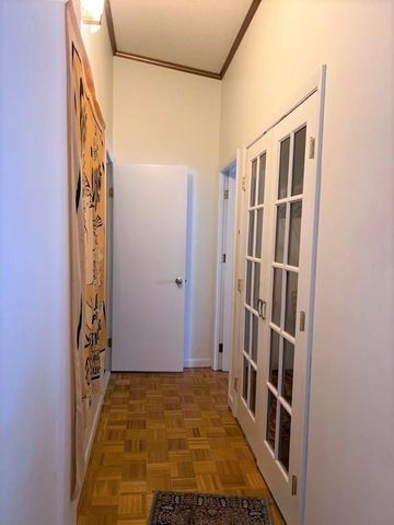 57 Broadlawn 20B, Boston, MA 02467