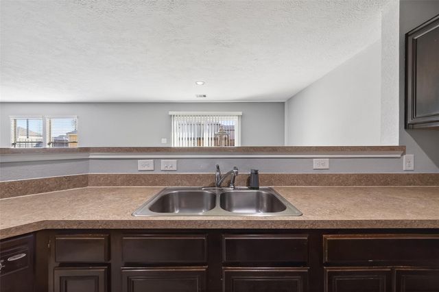 2707 Piney Lake Court, Houston, TX 77038