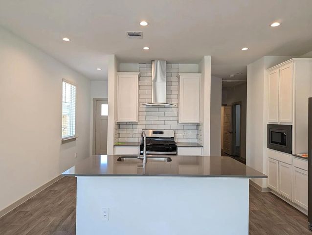 12808 Tokenhouse Lane, Houston, TX 77047