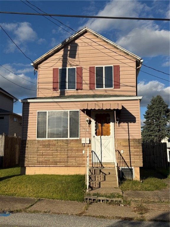 140 Downer Ave, Uniontown, PA 15401