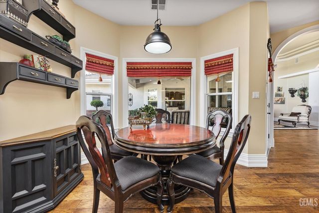 7008 Turquoise, Bakersfield, CA 93308