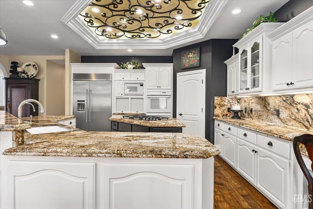 7008 Turquoise, Bakersfield, CA 93308