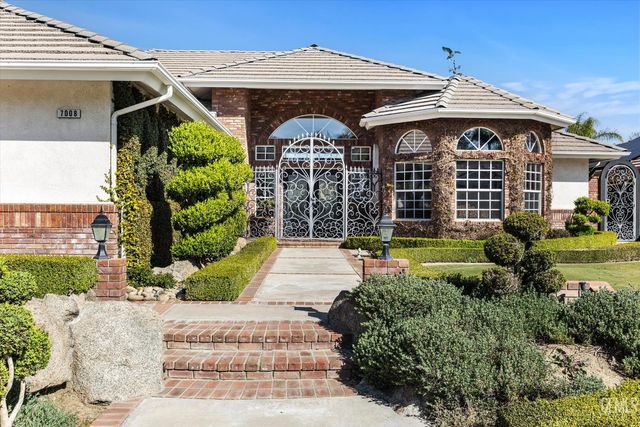 7008 Turquoise, Bakersfield, CA 93308