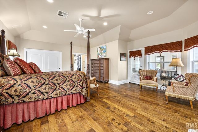 7008 Turquoise, Bakersfield, CA 93308