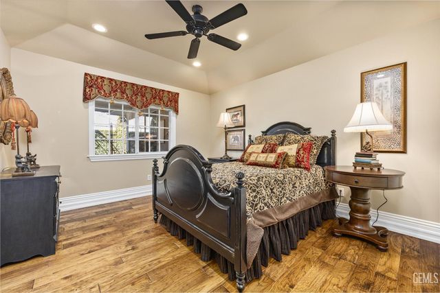 7008 Turquoise, Bakersfield, CA 93308