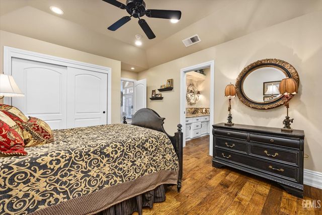 7008 Turquoise, Bakersfield, CA 93308