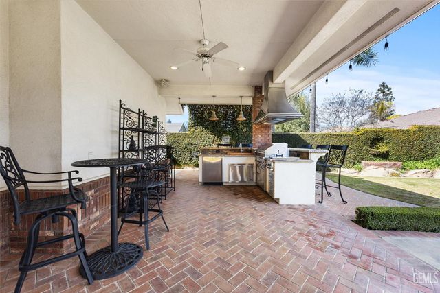 7008 Turquoise, Bakersfield, CA 93308